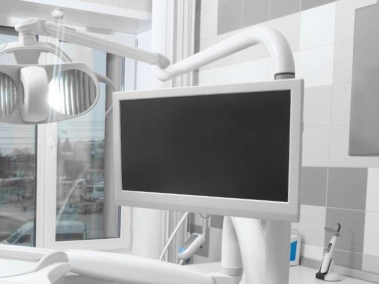 dentist in doreen vic